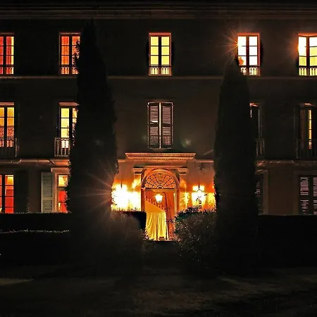 Chambres D'hotes La Monestarie ベッド・アンド・ブレックファスト Bernac