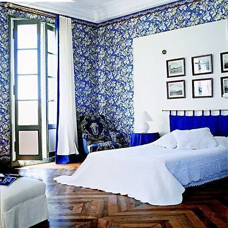Chambres D'hotes La Monestarie ベッド・アンド・ブレックファスト *