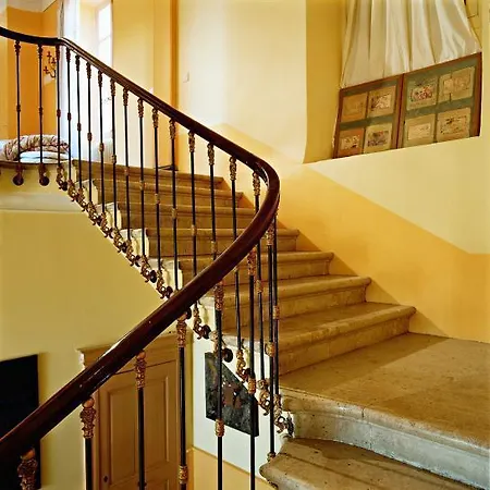 Chambres D'hotes La Monestarie *