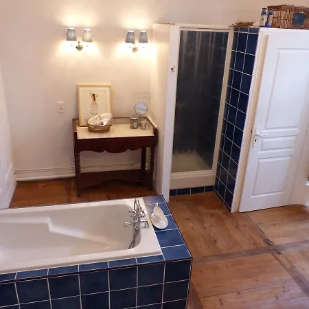 Chambres D'hotes La Monestarie Bed & Breakfast